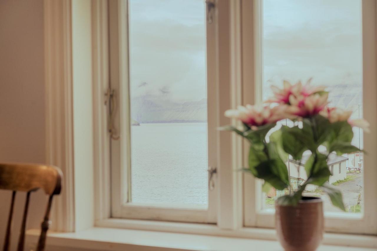 Authentic Faroese House / Unique Location / Nature Hellurnar Buitenkant foto